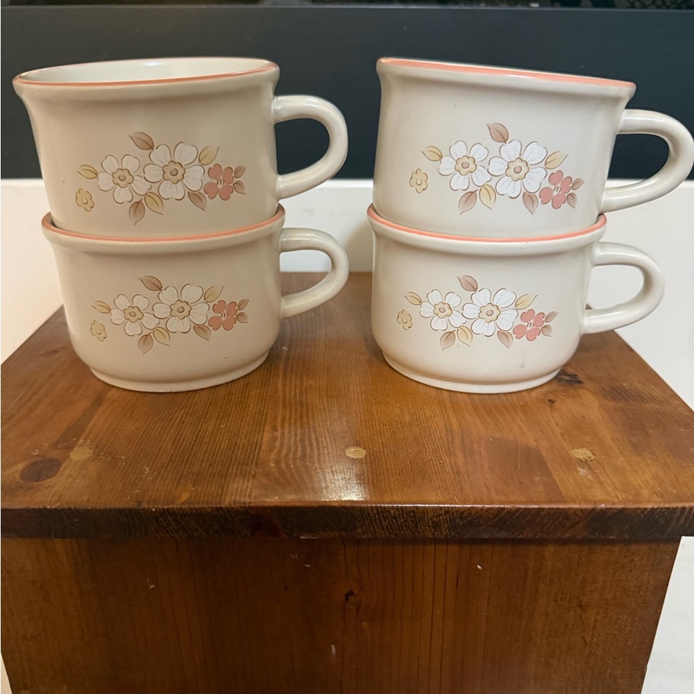 Vintage Hearthside Chantilly Stoneware Soup Mug - Set of (4) - 1970s